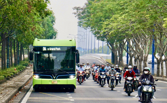 Đề xuất chính sách hỗ trợ người dân sử dụng phương tiện giao thông xanh trước 31/01/2026