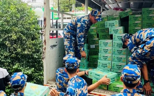 Vinamik hỗ trợ hàng trăm nghìn sản phẩm dinh dưỡng đến người dân vùng lũ miền Trung và Tây Nguyên