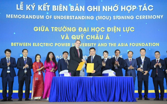 Lan tỏa tri thức, phát triển nguồn nhân lực chất lượng cao