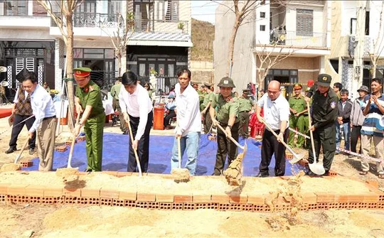 Huy động lực lượng sửa chữa, xây dựng lại nhà cho nhân dân vùng bão lũ trước ngày 31/01/2026