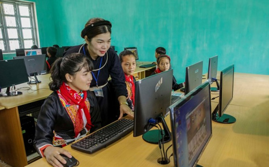 Bảo vệ khối đại đoàn kết toàn dân tộc trong kỷ nguyên số và quyết tâm của Lào Cai trong chăm lo quyền lợi đồng bào dân tộc thiểu số