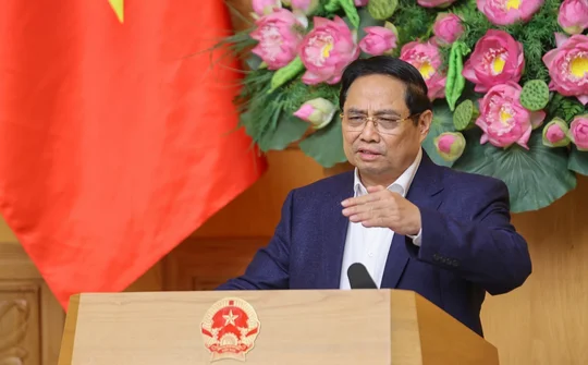 Chúng ta phải đặt mình vào địa vị của người dân không có nhà ở để hành động