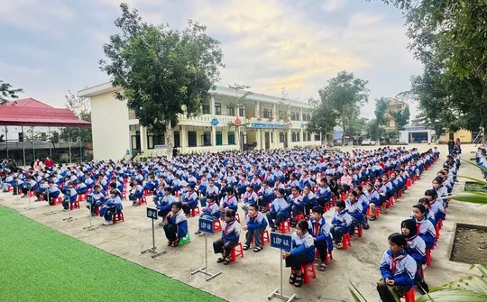 Trường TH Xuân Thiên - Khẳng định chất lượng bằng danh hiệu trường Chuẩn Quốc gia