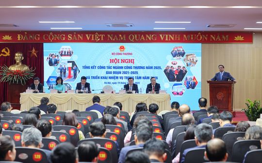 Ngành công thương sẽ tạo sức bật mạnh mẽ, đóng góp quan trọng hơn nữa vào mục tiêu tăng trưởng kinh tế 2 con số