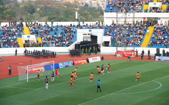 Tưng bừng Lễ khai mạc Giải bóng đá Tứ hùng - Thái Nguyên 2025