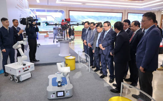 Phát triển kinh tế số, xã hội số toàn diện hướng tới tăng trưởng hai con số