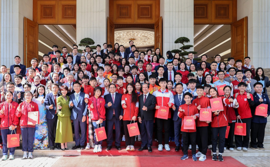 Học để tự khẳng định mình; học để trở thành những công dân hữu ích, phụng sự Tổ quốc, phục vụ nhân dân