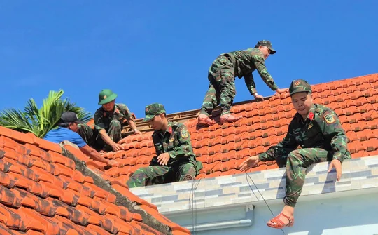 Các địa phương "thừa thắng xông lên" bảo đảm mọi người dân đều có nhà ở trước ngày 15/01/2026