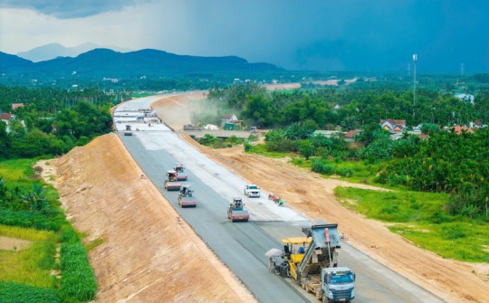 Quyết tâm đưa 4 dự án cao tốc Bắc – Nam về đích đúng kế hoạch