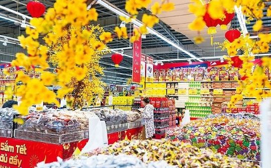 Tăng cường cao điểm kiểm soát buôn lậu và hàng giả dịp Tết Bính Ngọ 2026