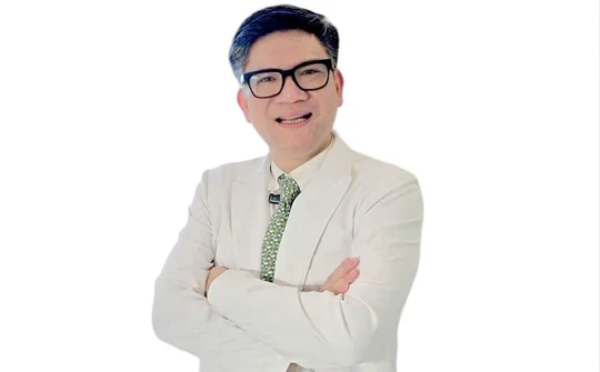 PGS.TS.BS Nguyễn Đình Hòa: Thầy thuốc, Thầy giáo, Nhà khoa học nhiệt huyết