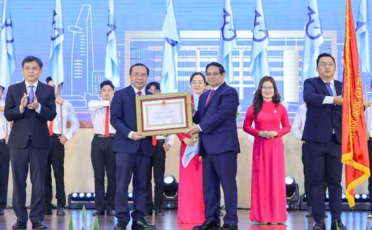 Đại học Quốc gia TPHCM hướng đến vào nhóm 100 đại học hàng đầu châu Á