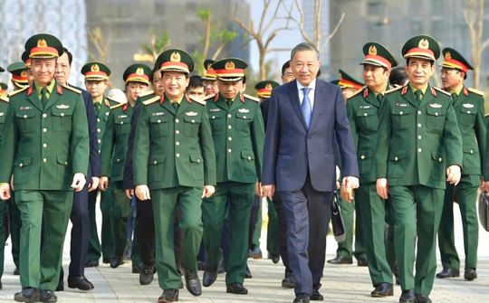 Xây dựng nền quốc phòng toàn dân vững mạnh trong kỷ nguyên vươn mình của dân tộc