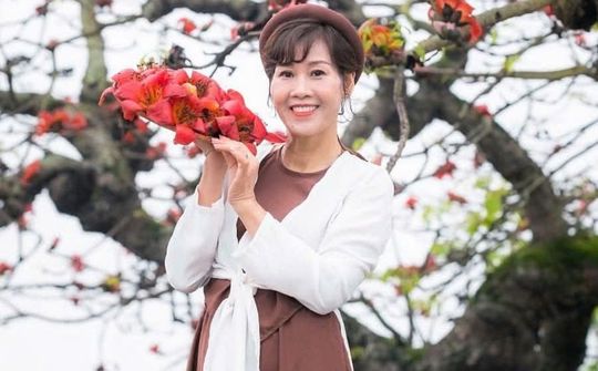 Thạc sĩ, Dược sĩ Lê Thị Minh Chính: Sắc thắm bên thềm tháng 3