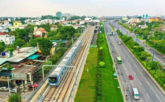Metro TP HCM và Xanh SM hợp tác phát triển giao thông xanh