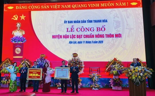 Huyện Hậu Lộc (Thanh Hóa) đạt chuẩn nông thôn mới