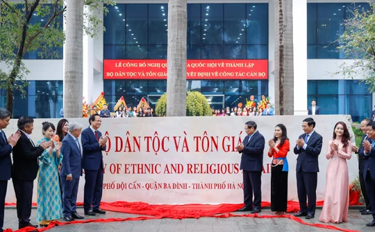 Bảo đảm bình đẳng giữa các dân tộc và tôn giáo, không để ai bị bỏ lại phía sau