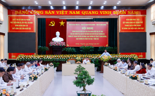 Tiếp tục tinh gọn bộ máy, đảm bảo tăng trưởng cao, bền vững