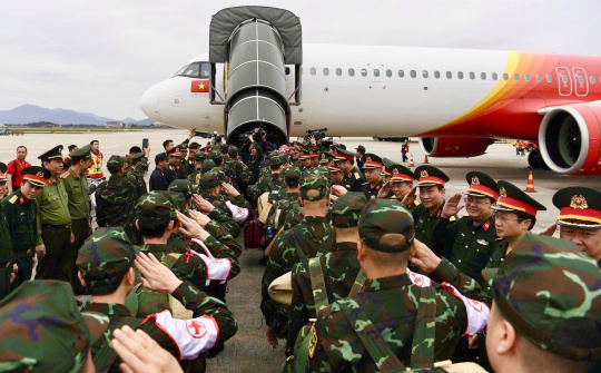 Vietnamese rescue delegation arrives in Myanmar for earthquake relief efforts