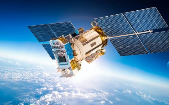 Vietnam accelerates 5G commercialization and space technology development