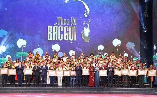 Công tác phát hiện, bồi dưỡng, tổng kết và nhân rộng điển hình tiên tiến trong các phong trào thi đua của Mặt trận Tổ quốc Việt Nam