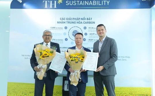 Hai công ty chủ lực của Tập đoàn TH đạt chứng nhận trung hoà carbon quốc tế