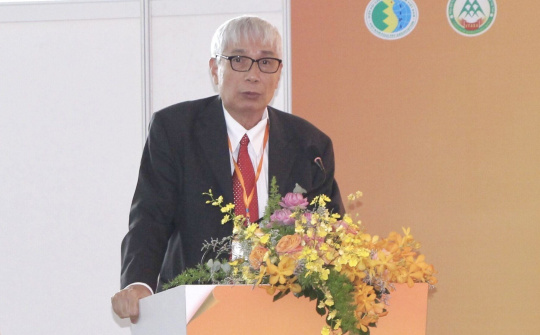 PGS.TS Hoàng Kim Giao: Góp tâm sức vì sự phát triển của ngành chăn nuôi nước nhà