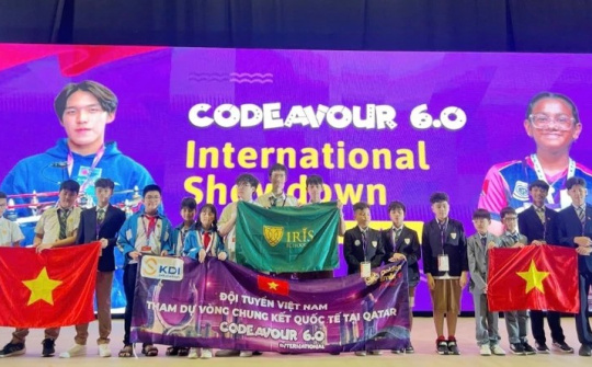 Vietnamese students win first prize at Codeavour 6.0 International in Qatar