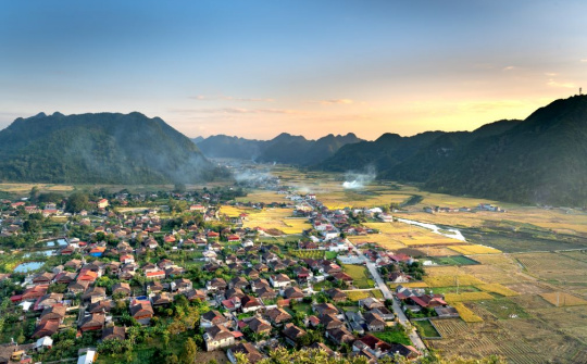 Sáp nhập hành chính thúc đẩy dân chủ thực chất