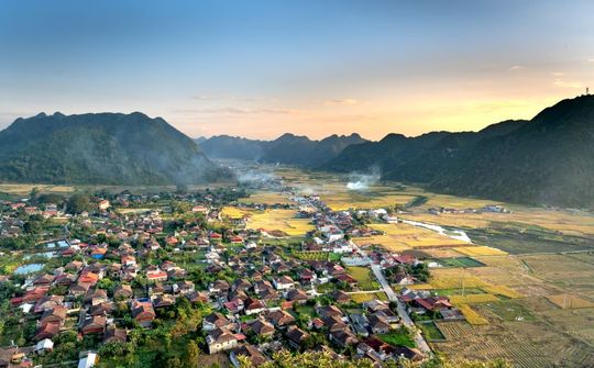 Sáp nhập hành chính thúc đẩy dân chủ thực chất