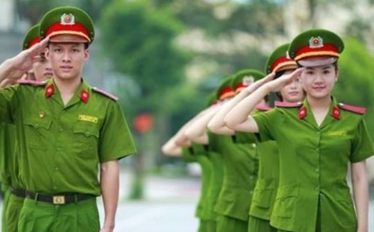 Phát huy vai trò của nhân dân đối với công an nhân dân hiện nay theo tư tưởng Hồ Chí Minh