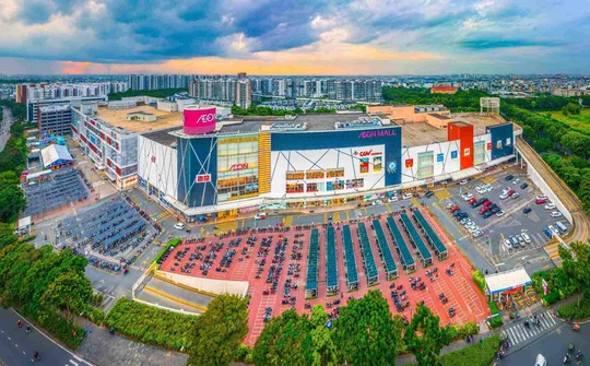 Japanese retailers deepen presence in Vietnam’s consumer market