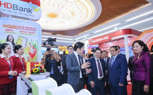 Ngày chuyển đổi số ngành ngân hàng năm 2025