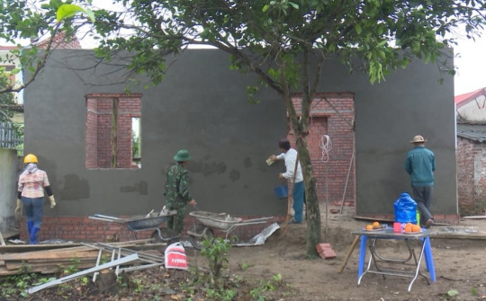 Thái Bình phát động đợt thi đua cao điểm “300 ngày chung tay xóa nhà tạm, nhà dột nát”