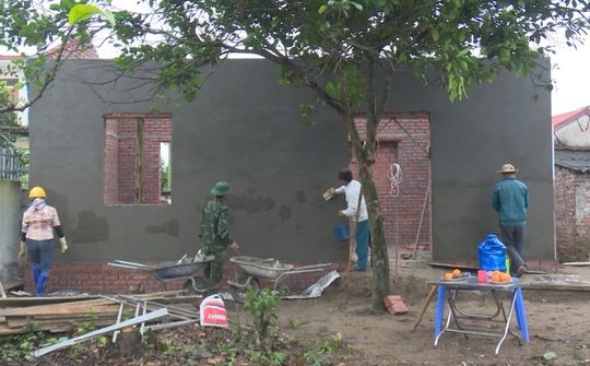Thái Bình phát động đợt thi đua cao điểm “300 ngày chung tay xóa nhà tạm, nhà dột nát”