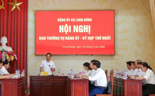 Hưng Hà tổ chức diễn tập mô hình hoạt động chính quyền cấp xã mới tại xã Long Hưng