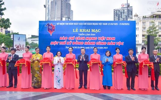 TPHCM: Khai mạc triển lãm ảnh đặc sắc “Báo chí cách mạng Việt Nam – Một thế kỷ đồng hành cùng dân tộc”
