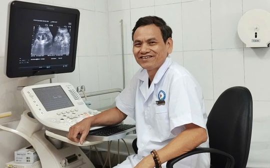 BSCKII. Dương Văn Thành: Màu áo blouse mãi tỏa sáng trong trái tim