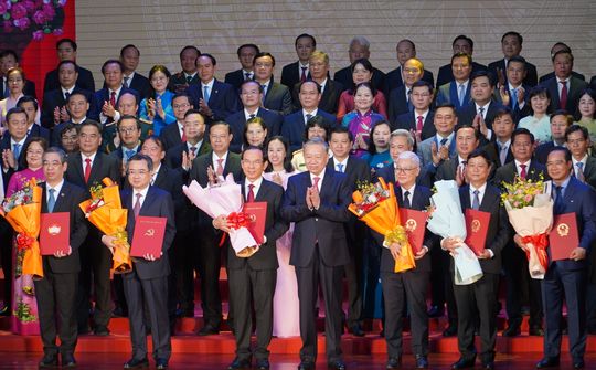 Tổng Bí thư Tô Lâm dự Lễ công bố các Nghị quyết, Quyết định về sáp nhập đơn vị hành chính tại Thành phố Hồ Chí Minh