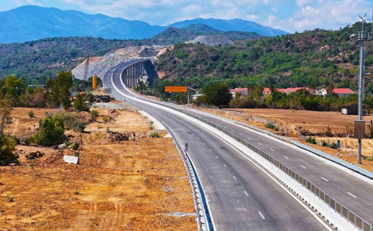 Mục tiêu đạt 3.000 Km đường cao tốc trong năm 2025 là không thay đổi