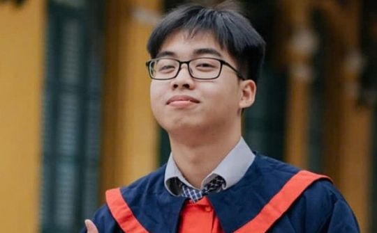 Thủ khoa kép Nguyễn Việt Hưng và minh chứng cho thành công của Chương trình GDPT mới