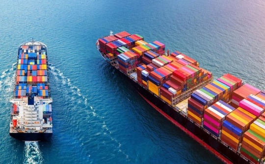 Phát triển hiệu quả vận tải đường thủy thúc đẩy phát triển logistics trong lĩnh vực vận tải