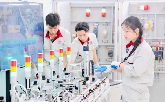 HHT năm 2025: Đẩy mạnh tuyển sinh theo hình thức xét tuyển với 4.000 chỉ tiêu