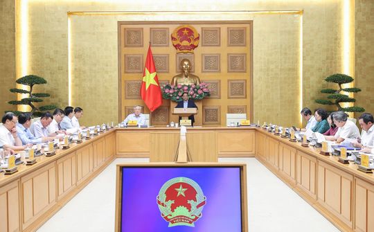 Sự gặp gỡ giữa ý Đảng và lòng dân trong chuyển đổi mô hình quản trị nhà nước