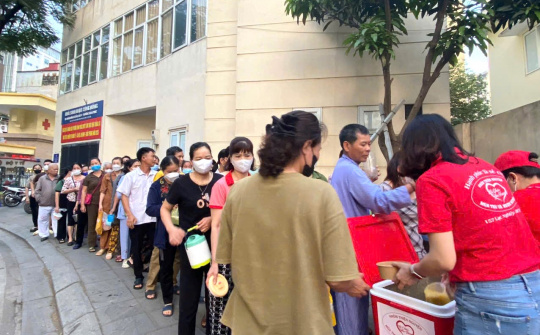 Lan tỏa giá trị nhân văn trong bệnh viện ngày nay: Gắn kết thiện nguyện và công tác xã hội vì người bệnh