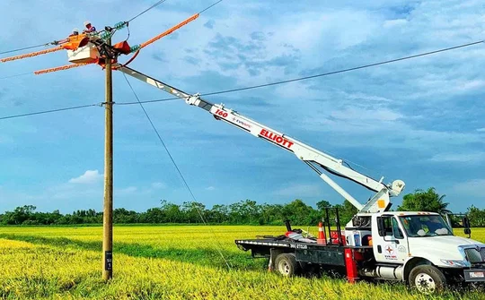 EVNNPC bảo đảm cung ứng điện an toàn, ổn định phục vụ phát triển miền Bắc