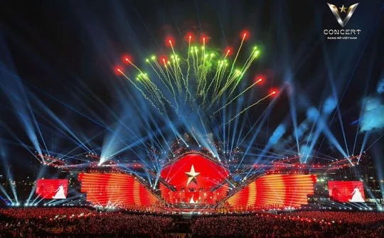 Rạng rỡ Việt Nam: Đêm V Concert bùng nổ cảm xúc với 25.000 khán giả