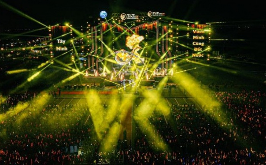 T&T City Millennia thu hút gần 50.000 người tham quan công trình kỷ lục quốc gia và dự đại nhạc hội