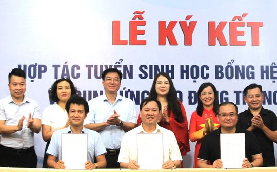Hợp tác thúc đẩy đào tạo nguồn nhân lực giữa nhà trường và doanh nghiệp