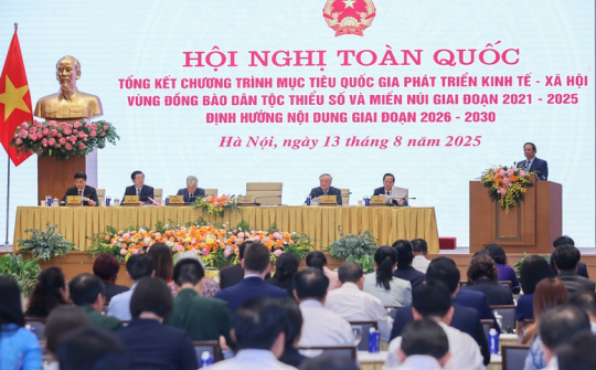 Phải có cơ chế, chính sách ưu tiên, hoàn thiện thể chế, bố trí nguồn lực tương xứng với đồng bào dân tộc thiểu số và miền núi